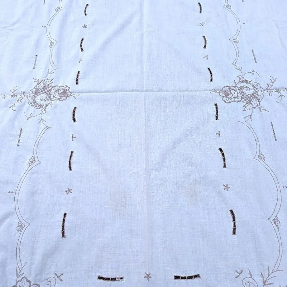Ecru Embroidered Tablecloth 66 x 50
